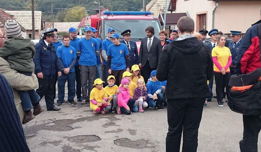 Odovzdávanie hasičského vozidla  18.10.2015